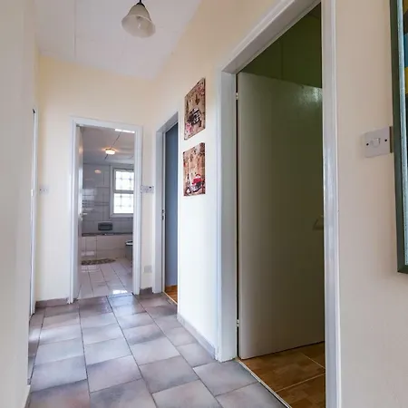 Papaya Villa *